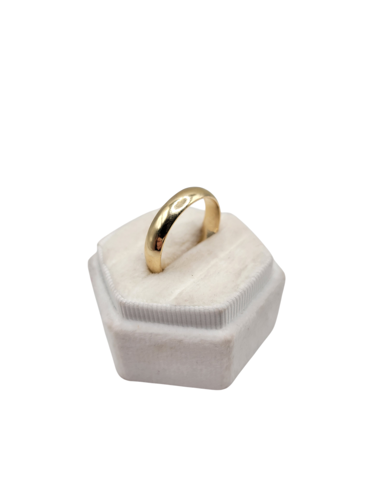 10K Gold Band Ring. Size 13