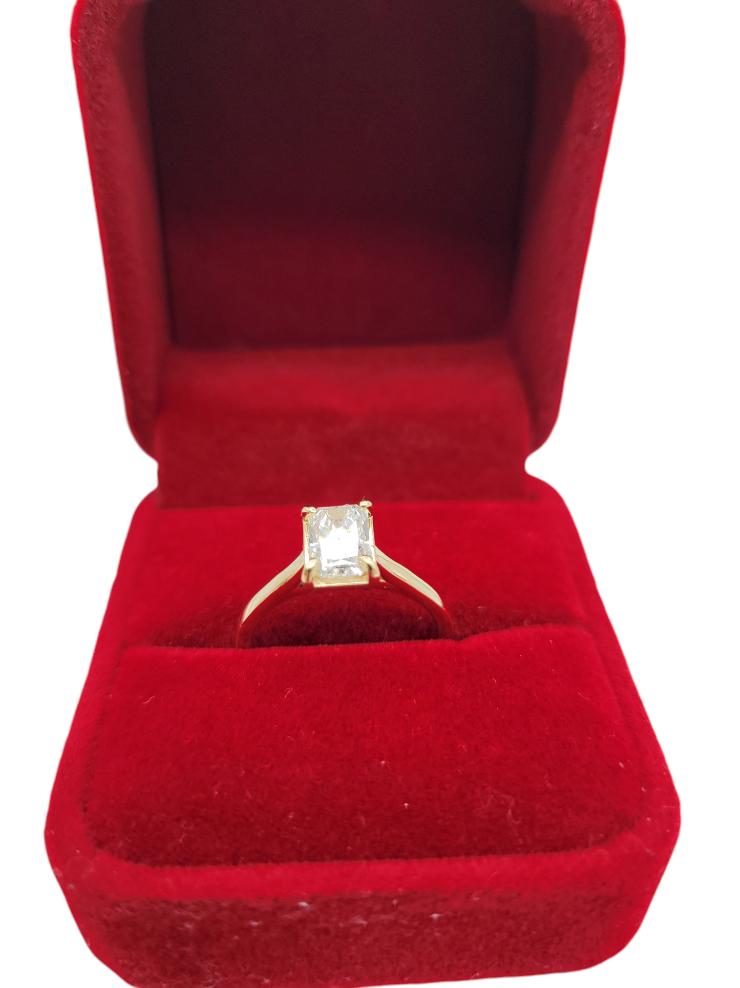 14K gold ring. 1.03 carat real diamond. Size 6.5