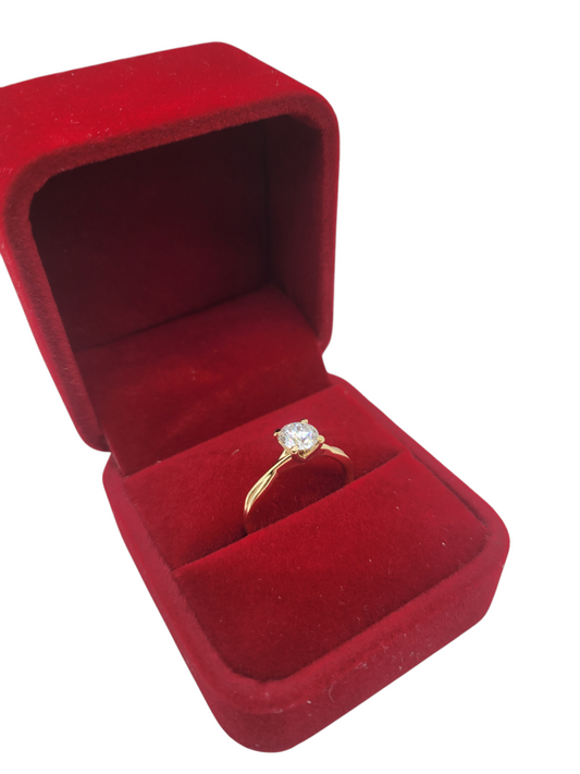 14K gold wedding ring . 0.70 ctw real diamonds. Size 6.5
