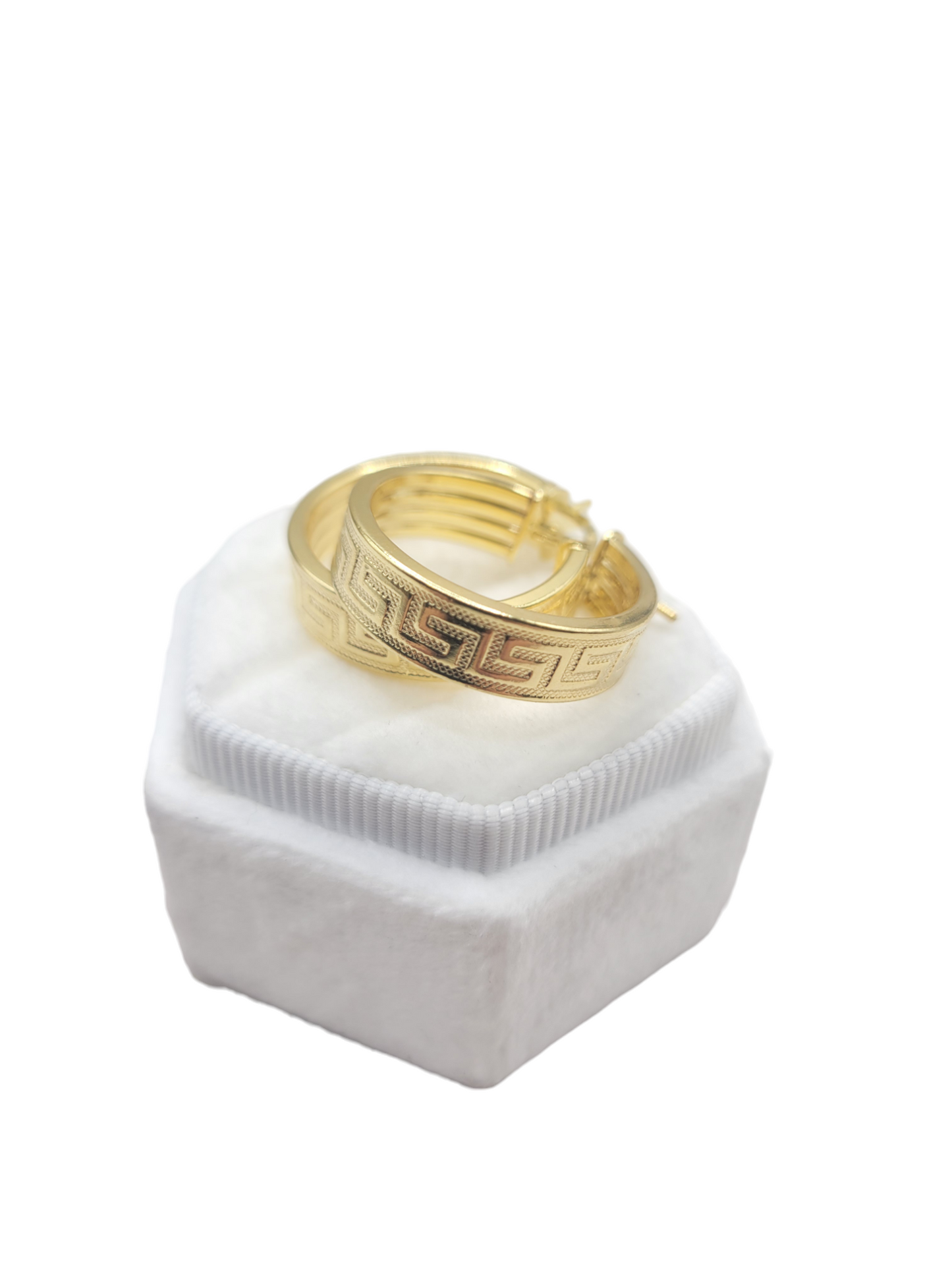 10K gold meduza-style earrings. Medium. Size 3.