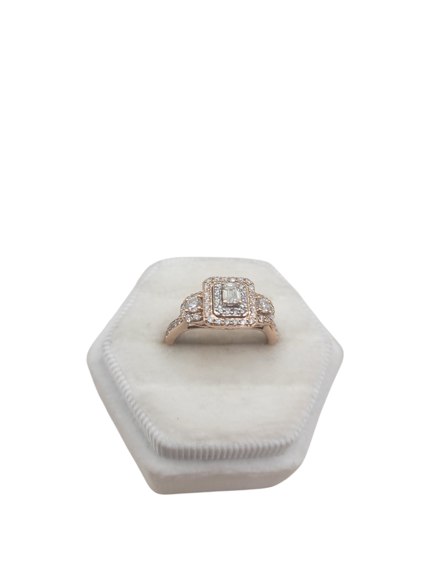 14K gold wedding ring with 1 ctw real diamonds. Size 8.5