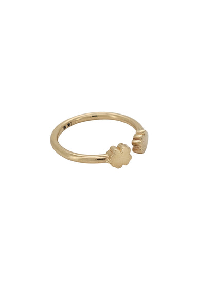 14K gold ring. Double flower prong. Size 7