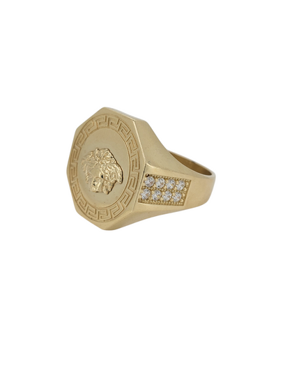 10K gold ring. medusa. Size 10.5