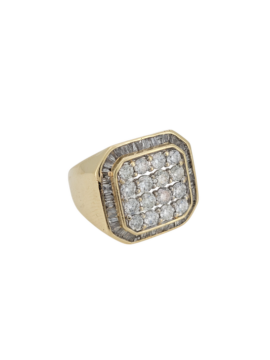 10K gold ring. Square. Natural diamonds. 1 ct . Size 9.5