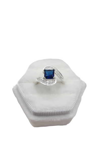 925 silver ring. Blue square CZ stone. Size 7
