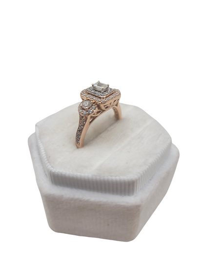14K gold wedding ring with 1 ctw real diamonds. Size 8.5