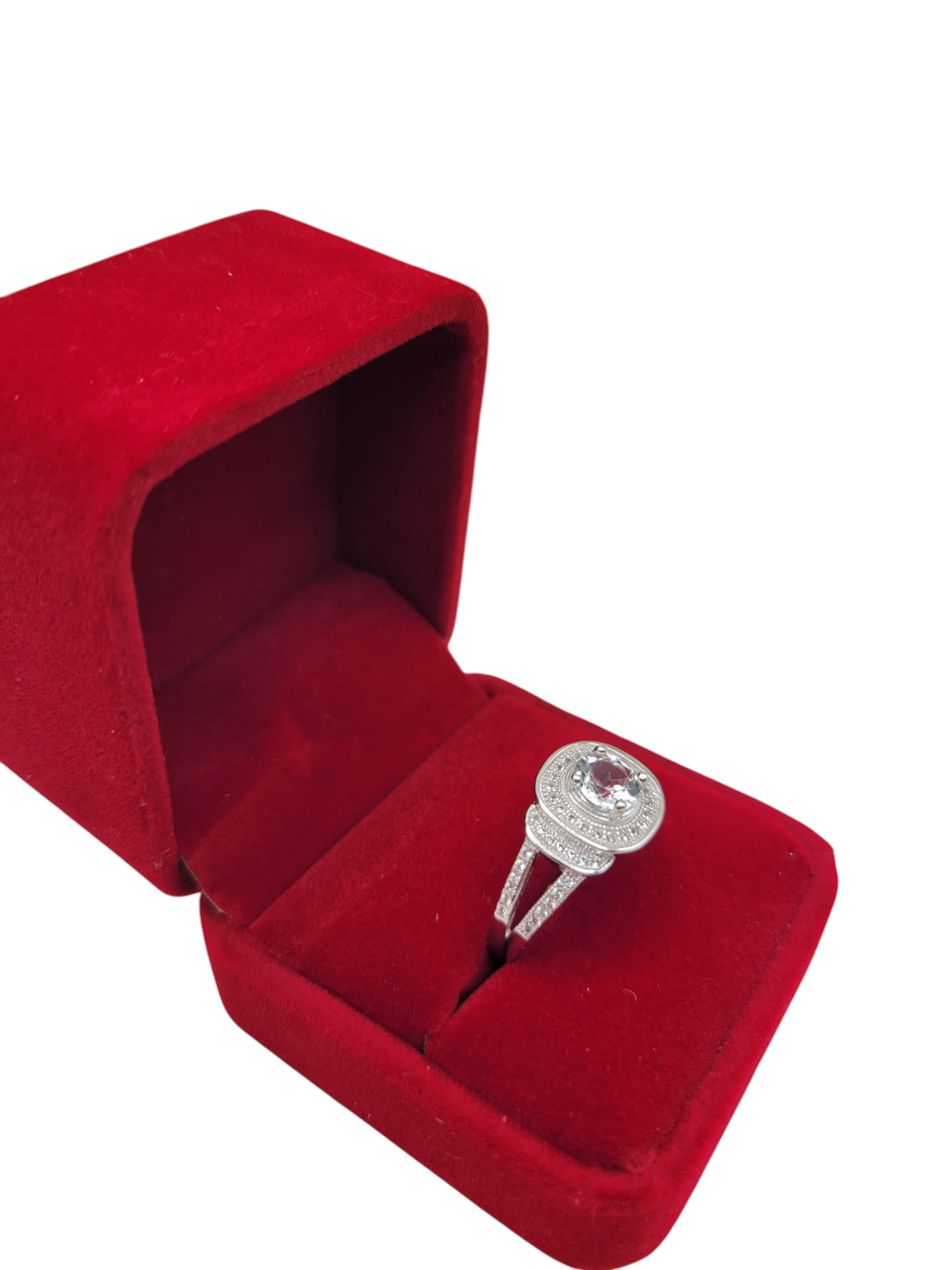 925 silver ring. Center stone, steps. Sizes 8 and 9.