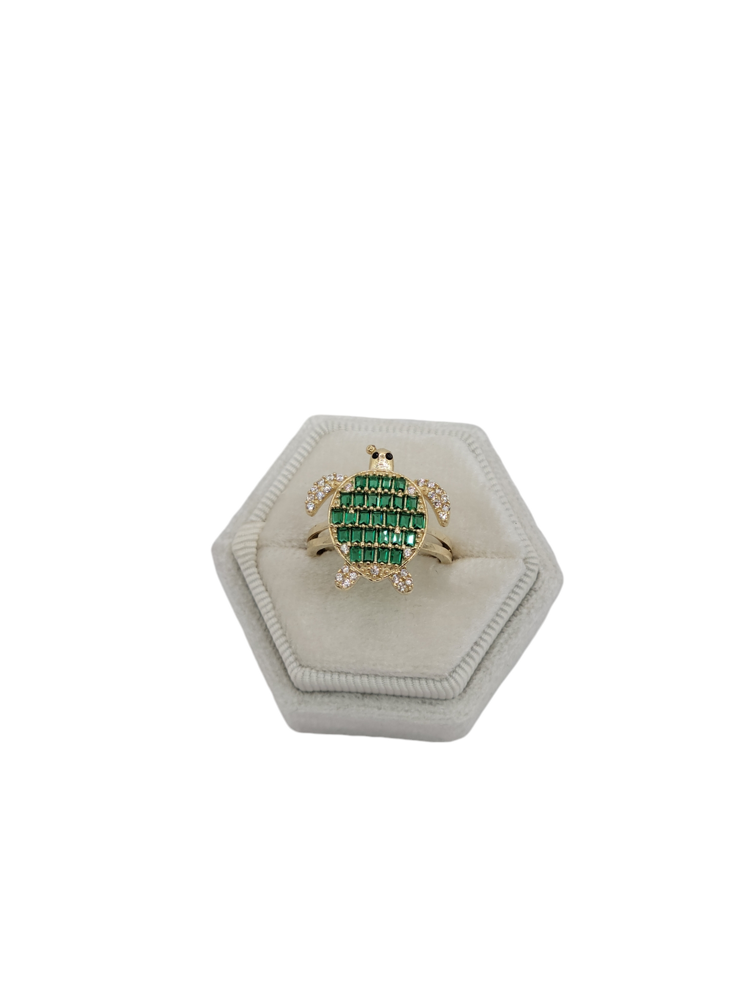 10k gold ring with turtle symbol and CZ stones size 7