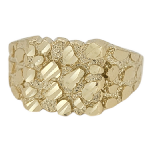 10K gold ring. Nugget style. Size 10.5