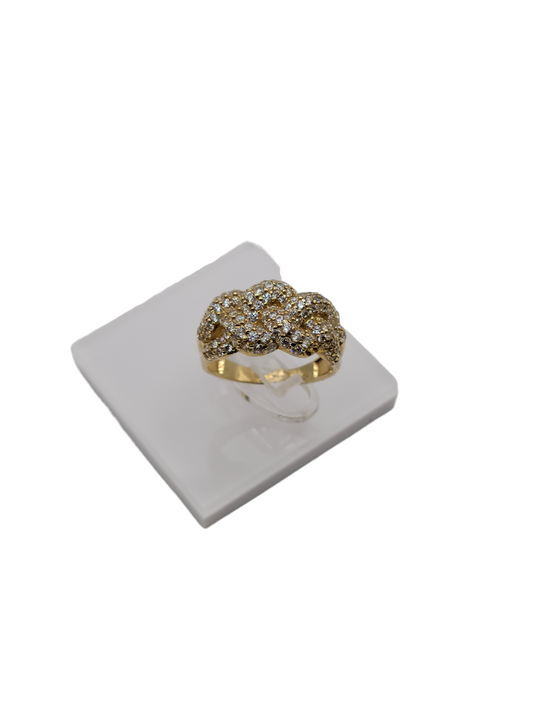 10k gold ring size 6 with CZ stones