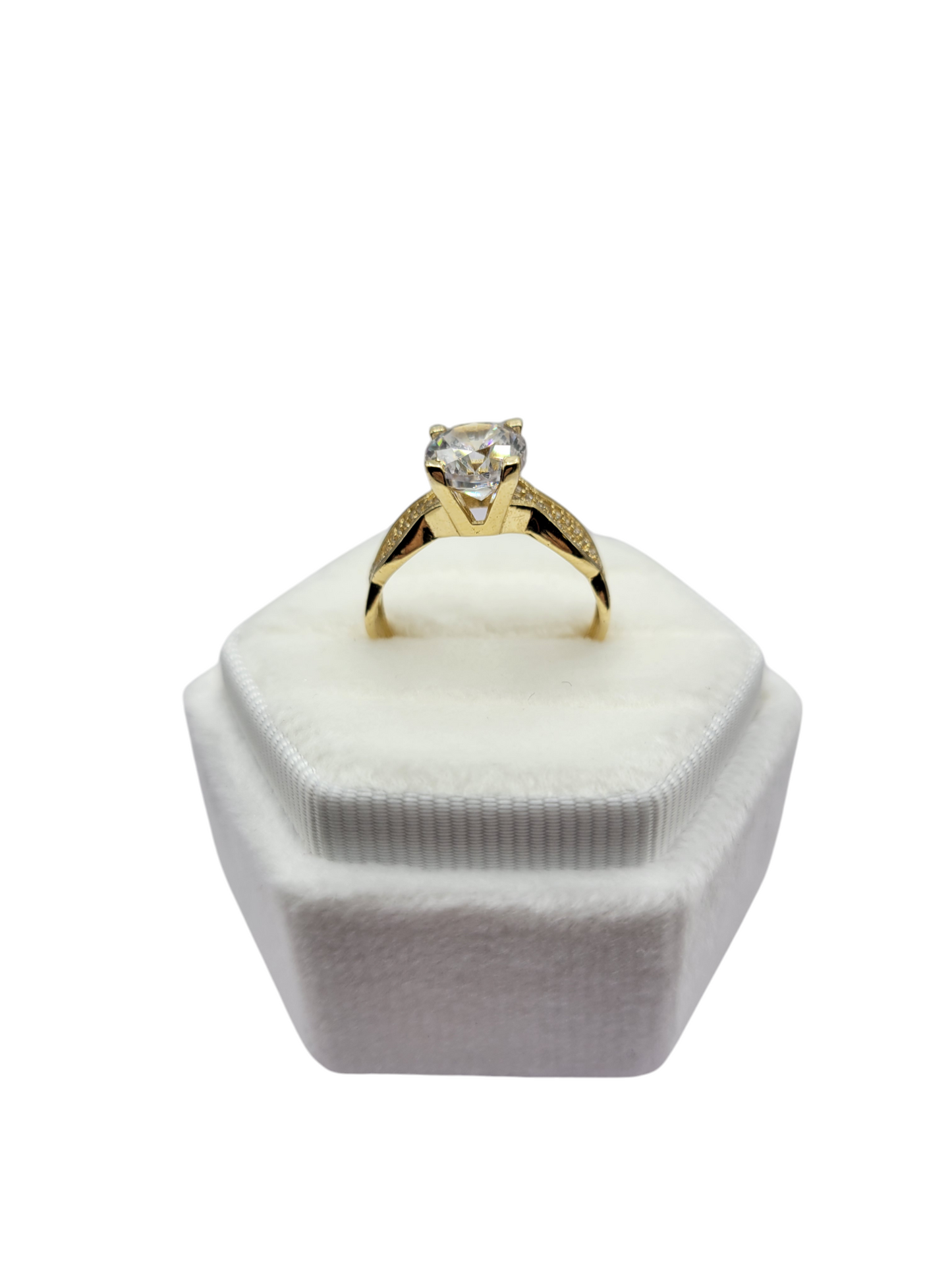 14K gold engagement ring. CZ stone. Size 7.5