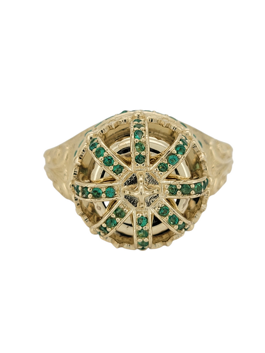 10K gold ring. Rosette with green and white CZ stones. 8.5 y 10.5