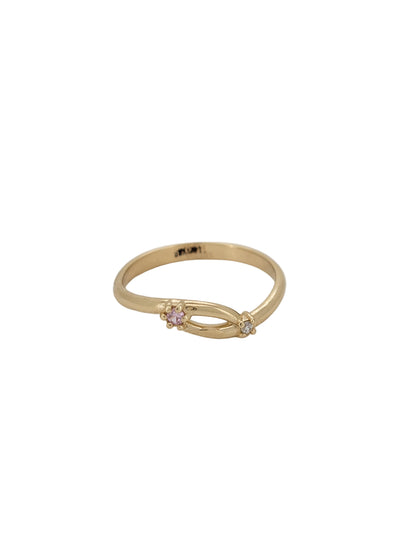14K gold ring. Embrace with ZC stone . Size 7