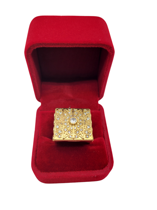 10K gold ring. Square rosette style. CZ stone. Size 11.