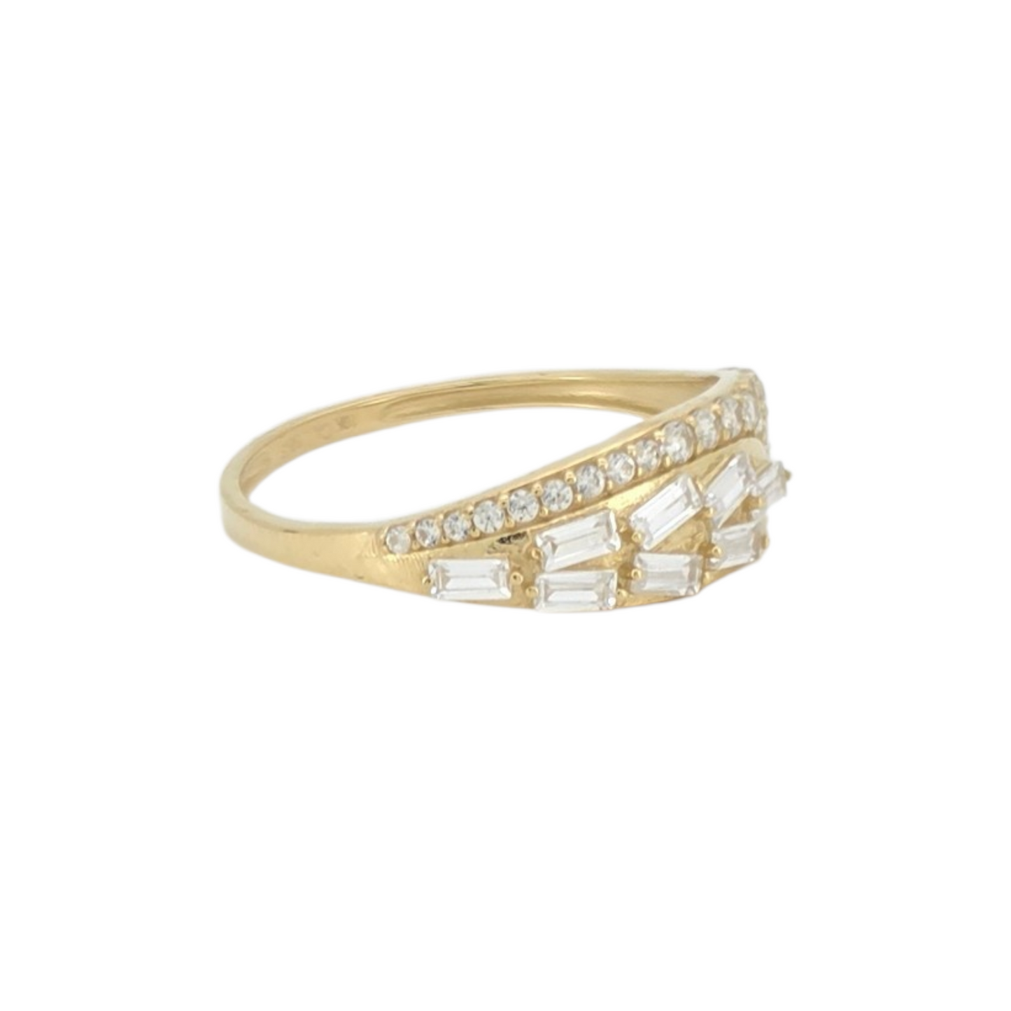 10k Gold Fancy Ring. CZ Stones. Size 9
