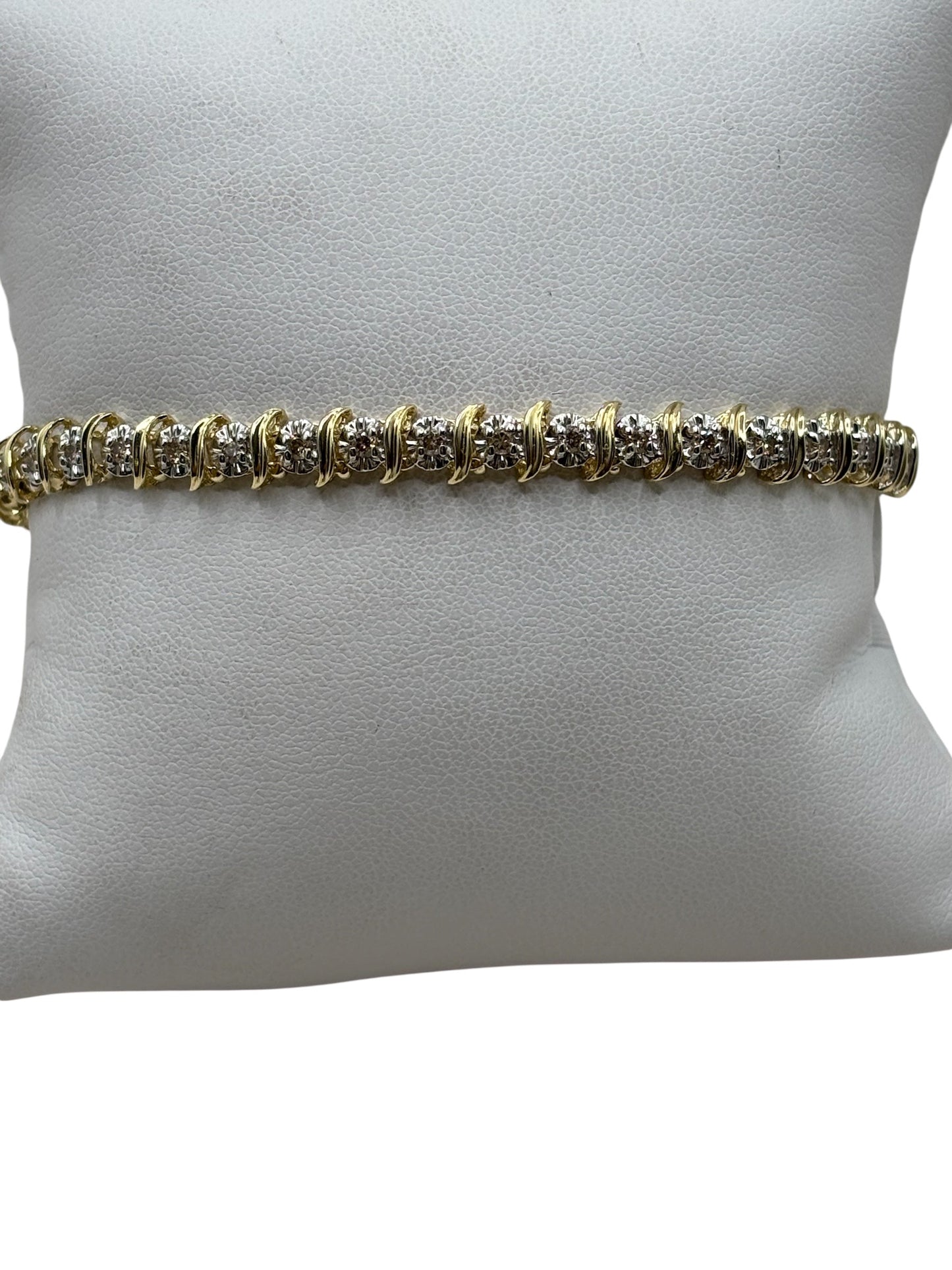 14k gold bracelet with real diamonds 7in 5.5mm