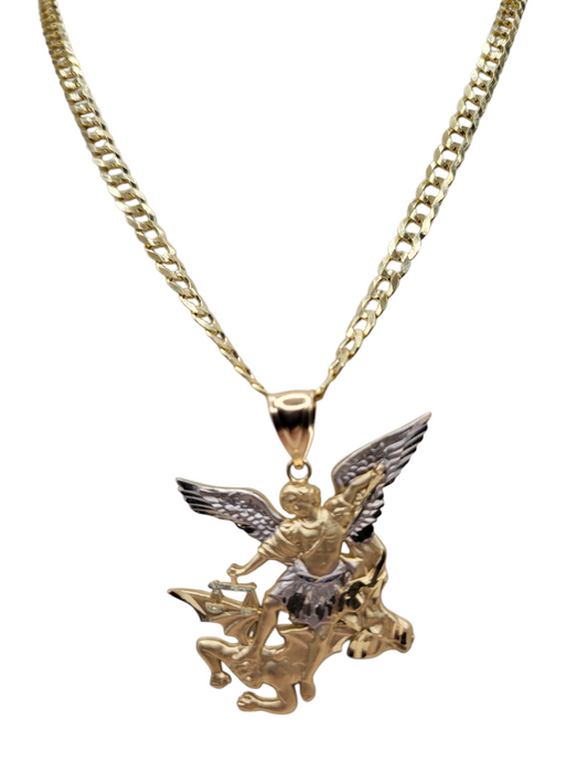 14K Gold Cuban Chain. Angel Pendant. 24in. 6mm