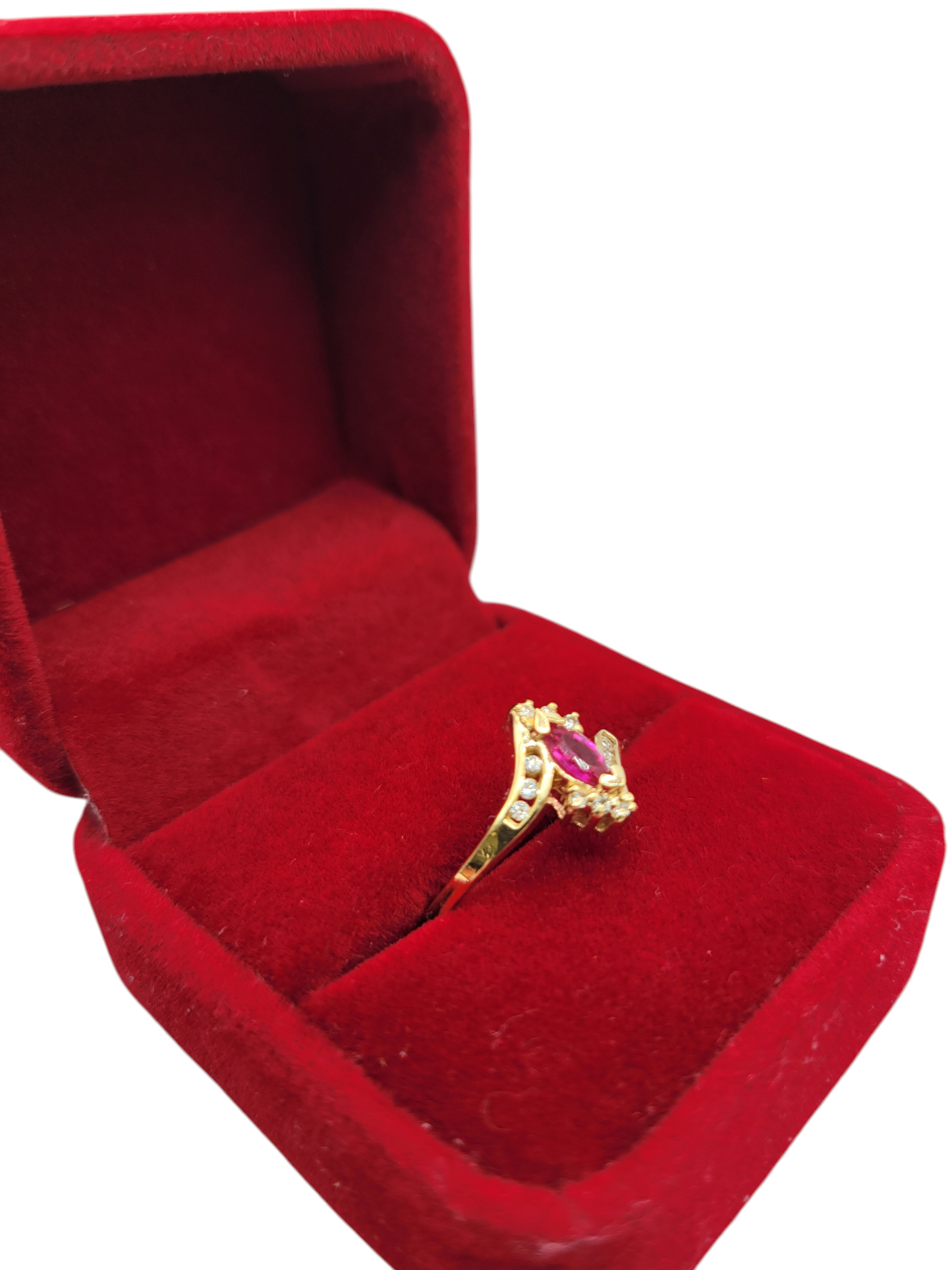10K gold ring with real diamonds and ruby. Size 6.5