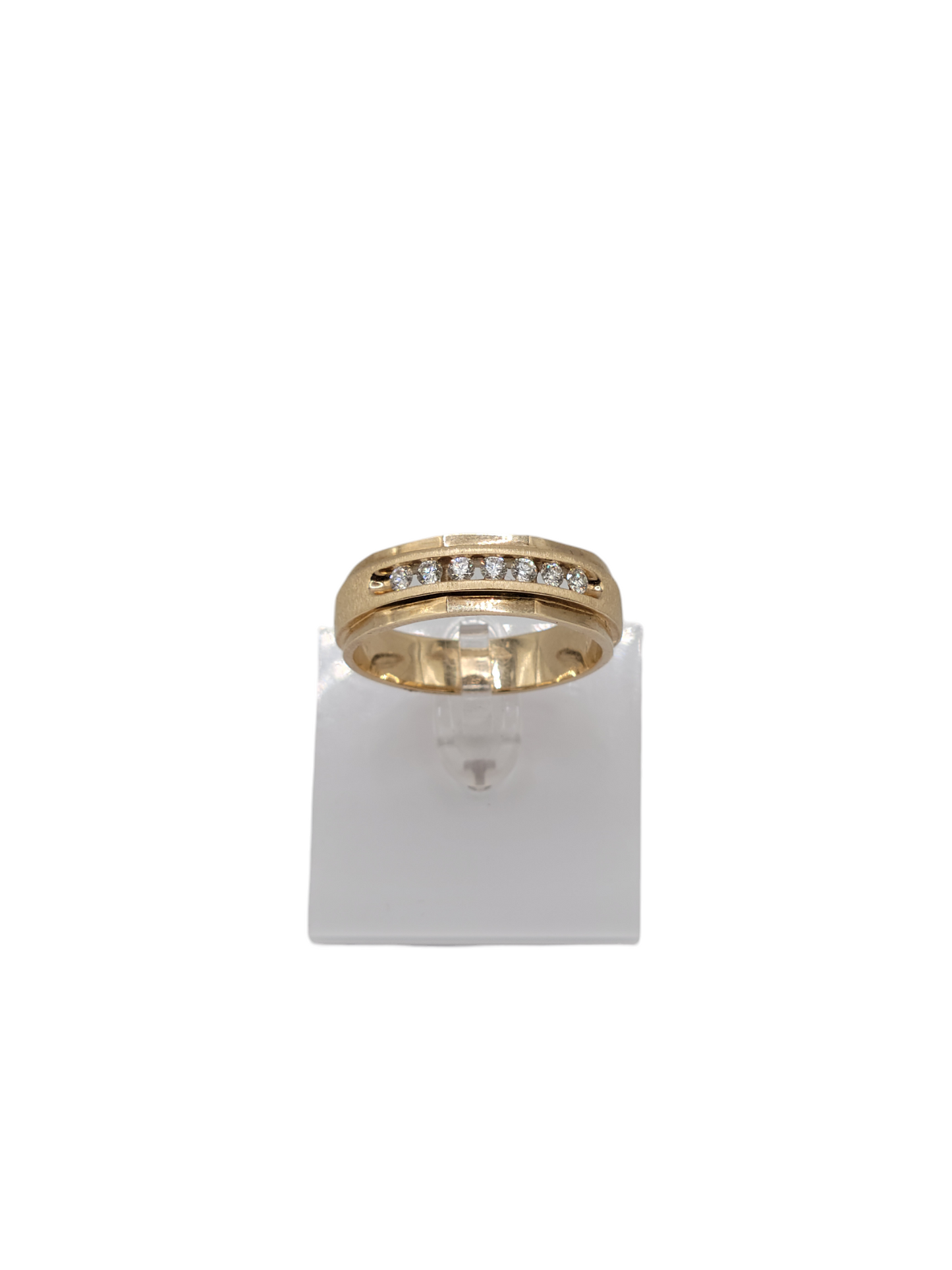 10k gold ring size 17 with real diamonds 0.80ctw