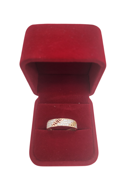 10K Gold Band Ring. CZ Stone. Size 11
